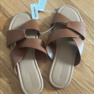 NWT Old Navy Brown Faux Leather Slip on Sandals